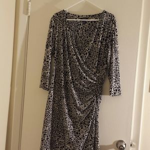 Chaps long sleeved dress